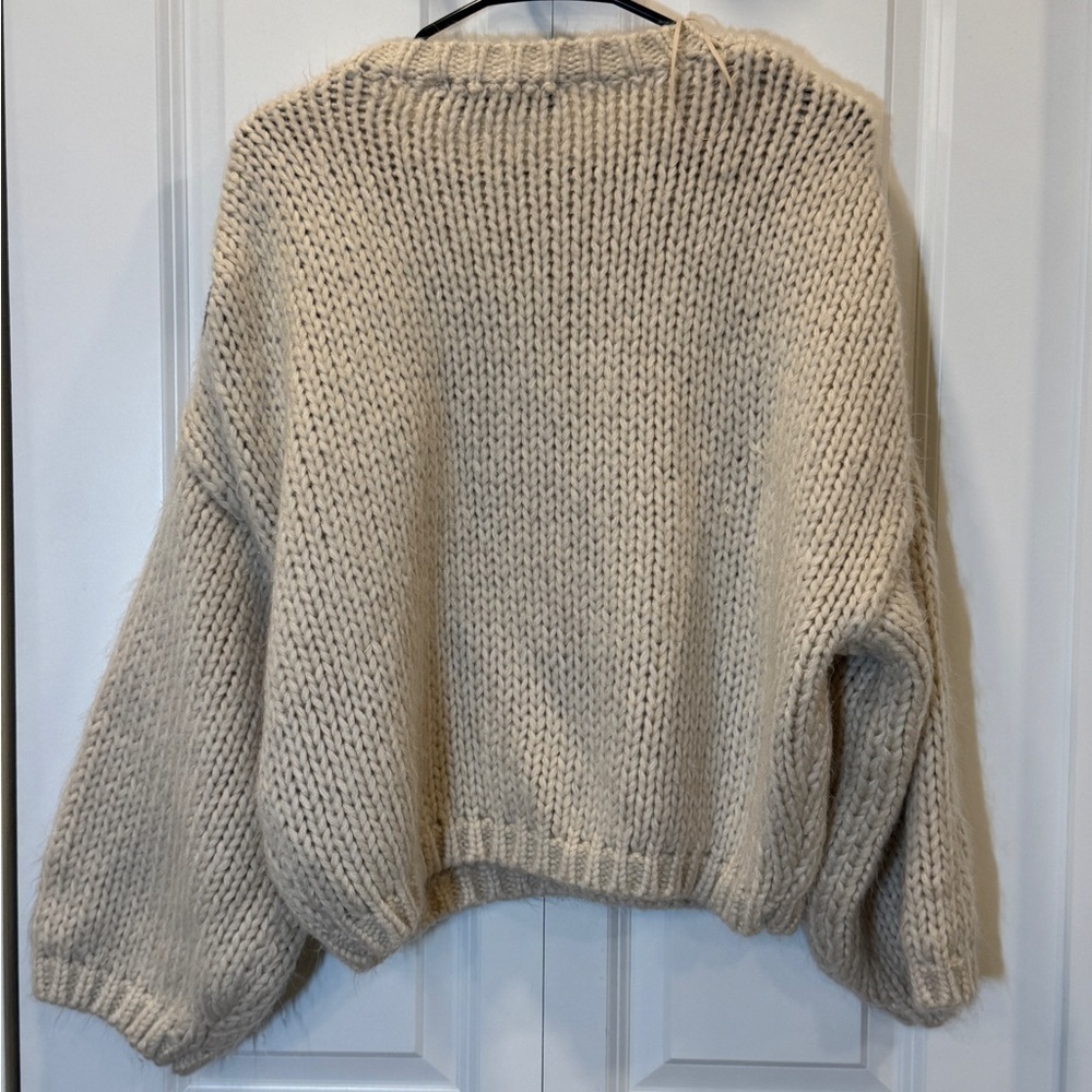 Zara Multicolor Embroidered‎ Cream Sweater - Picture 10 of 10